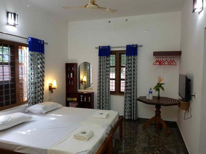 Southcanal Holidays Alappuzha Luaran gambar